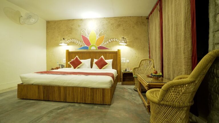 V One Resort - Soho Jim Corbett